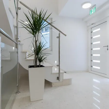 Enjoy Ciovo Summer Apartament *