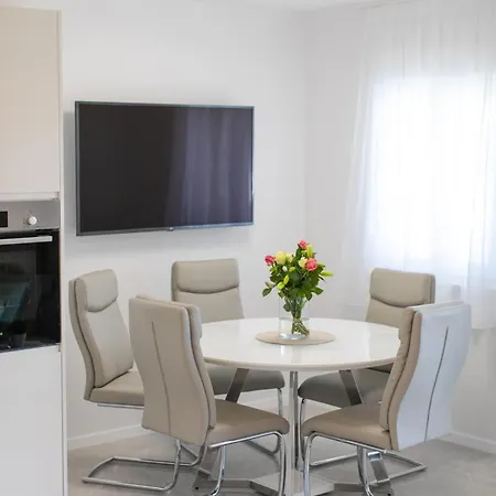 Enjoy Ciovo Summer Apartman Trogir